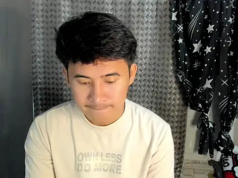 Snapshot of Adim-pinoy146 chatting on 4, 6, 2026 Adim-pinoy146 online show from 4, 6, 2026