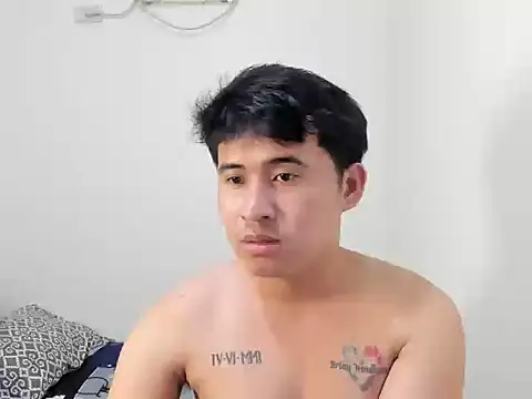 Snapshot of Adim-pinoy146 chatting on 3, 8, 2026 Adim-pinoy146 online show from 3, 8, 2026