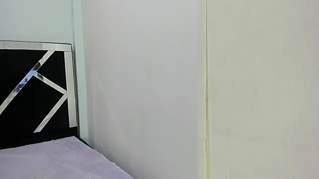 Snapshot of iisabella_noa chatting on 3, 10, 2025 iisabella noa online show from 3, 10, 2025