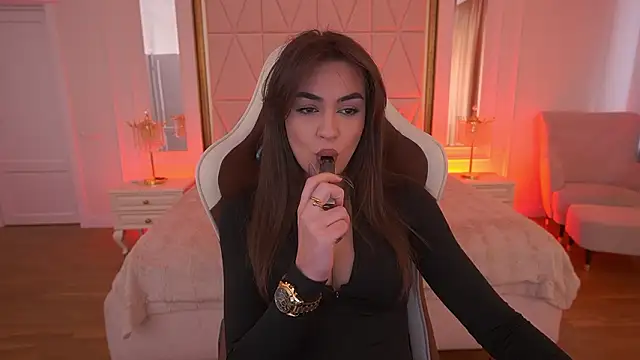 Snapshot of EricaSin chatting on 3, 2, 2026 EricaSin online show from 3, 2, 2026