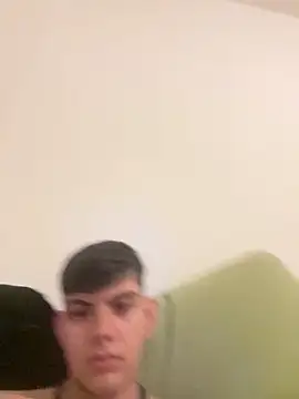 Snapshot of Cos_minn chatting on 17, 12, 2025 Cos minn online show from 17, 12, 2025