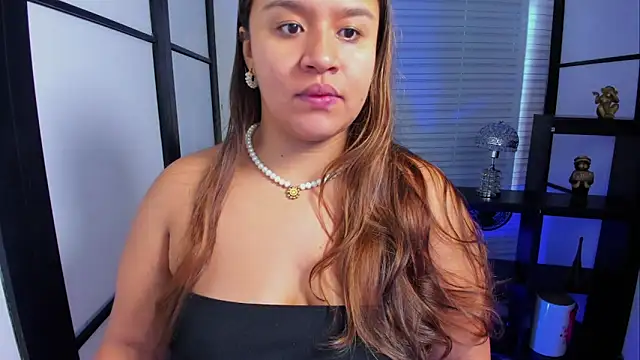 ElaBourn  online show from 28, 9, 2025