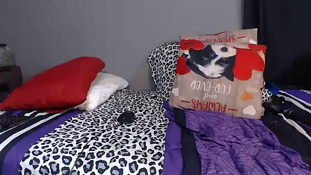 Snapshot of chockclitx5 chatting on 3, 10, 2025 chockclitx5 online show from 3, 10, 2025