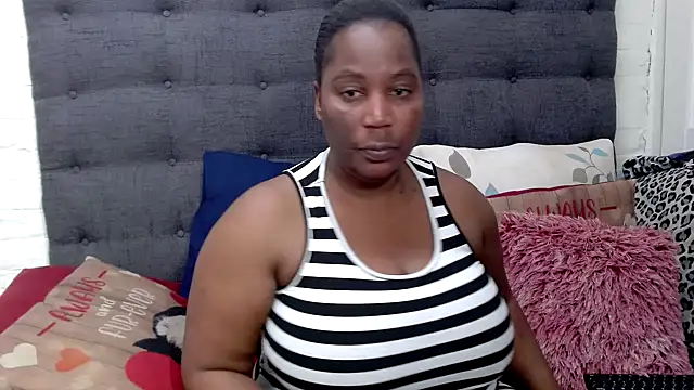 Snapshot of chockclitx5 chatting on 31, 5, 2026 chockclitx5 online show from 31, 5, 2026