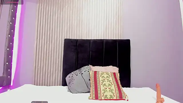 Sex samantha online show from 22, 12, 2025