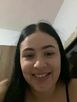 IvettSt  online show from 8, 4, 2026