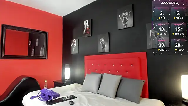 lilyth adam online show from 25, 3, 2026