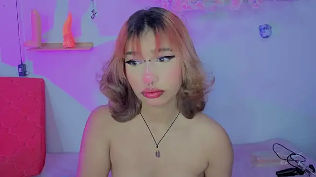 zoelight18 online show from 23, 10, 2025