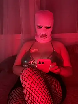 emiliafrancaise online show from 5, 3, 2026