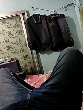 Snapshot of ya_sirwo chatting on 8, 9, 2025 ya sirwo online show from 8, 9, 2025