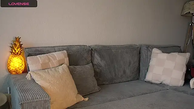 Snapshot of LucyxLou chatting on 14, 9, 2025 LucyxLou online show from 14, 9, 2025