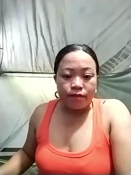 Snapshot of Sasumema chatting on 15, 9, 2025 Sasumema online show from 15, 9, 2025