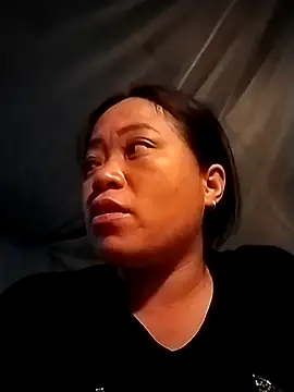 Snapshot of Sasumema chatting on 9, 10, 2025 Sasumema online show from 9, 10, 2025
