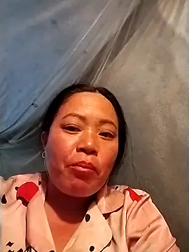 Snapshot of Sasumema chatting on 14, 10, 2025 Sasumema online show from 14, 10, 2025
