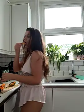 AlitaNova online show from 7, 10, 2025