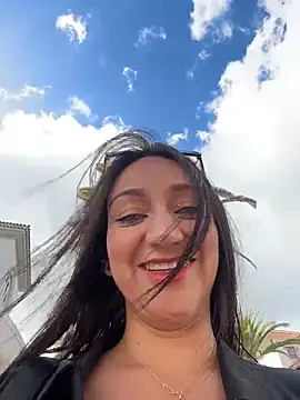 Ninabigtitied online show from 29, 11, 2025