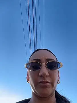 Ninabigtitied online show from 9, 2, 2026