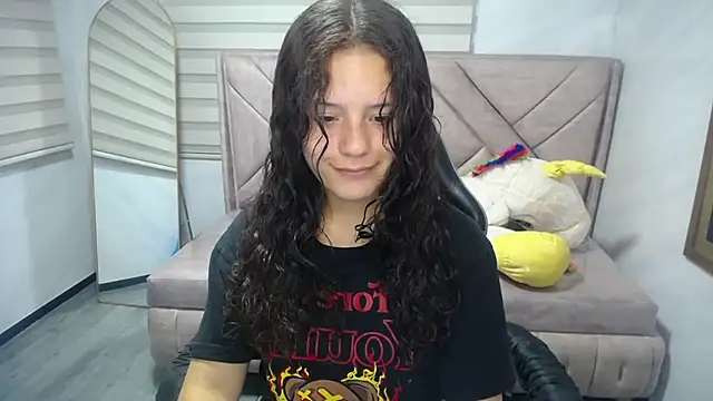 Velvet Moon V online show from 12, 9, 2025