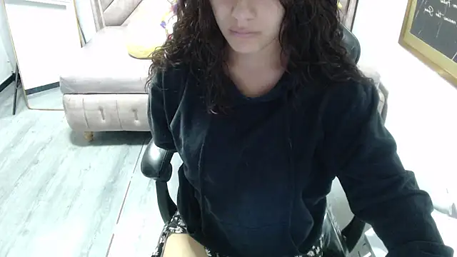 Velvet Moon V online show from 15, 12, 2025