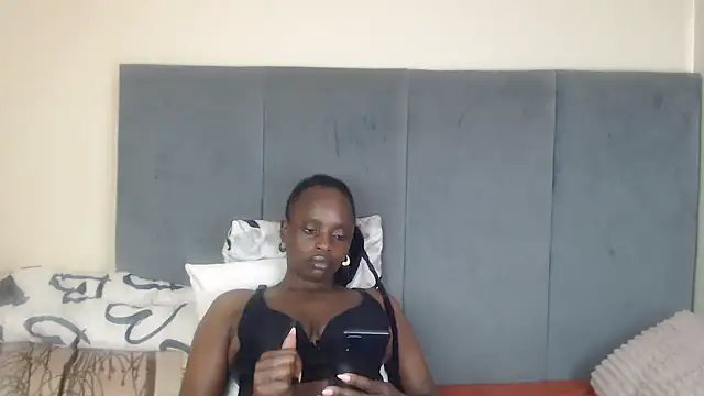 Snapshot of Jah-Queen chatting on 11, 9, 2025 Jah-Queen online show from 11, 9, 2025