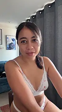 Lily June online show from 13, 4, 2026