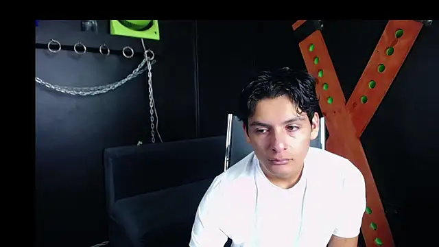 Snapshot of Luca_vega chatting on 11, 11, 2025 Luca vega online show from 11, 11, 2025