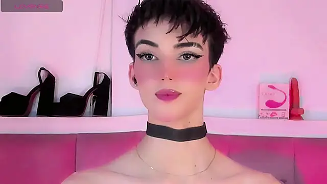 Baby FenixTS online show from 6, 11, 2025