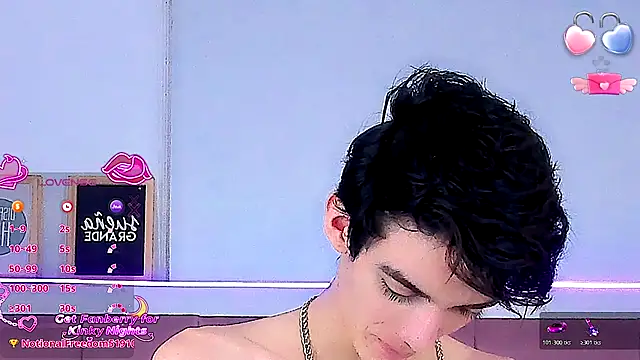 Baby FenixTS online show from 19, 12, 2025