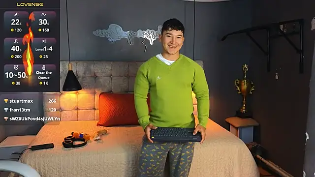 Horny nick18 online show from 21, 10, 2025