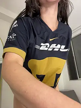 karinasantos  online show from 10, 2, 2026