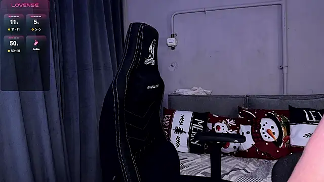 cutemilana sexwife online show from 11, 2, 2026