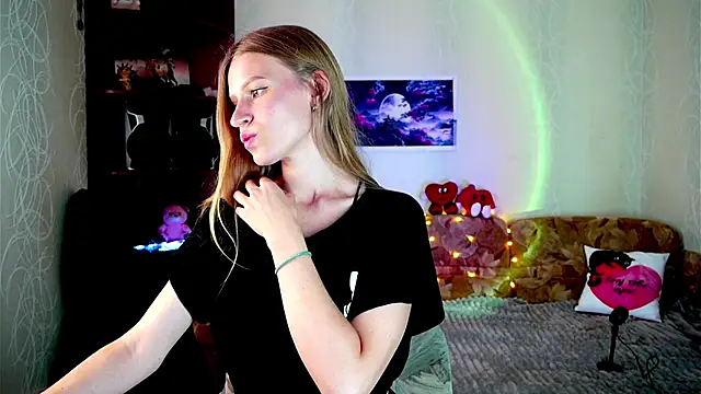 Luntryy online show from 9, 9, 2025