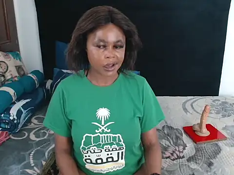 CreamySexyPussy online show from 24, 11, 2025