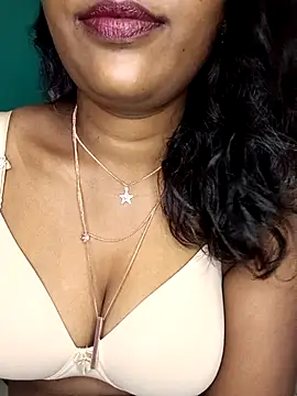 Snapshot of Tamil_kavinila chatting on 6, 11, 2025 Tamil kavinila online show from 6, 11, 2025