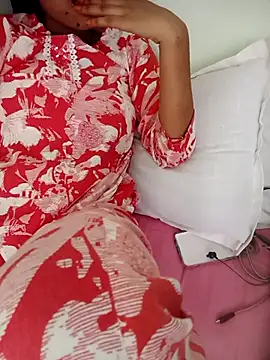 Snapshot of Naira-Tripathi chatting on 16, 9, 2025 Naira-Tripathi online show from 16, 9, 2025