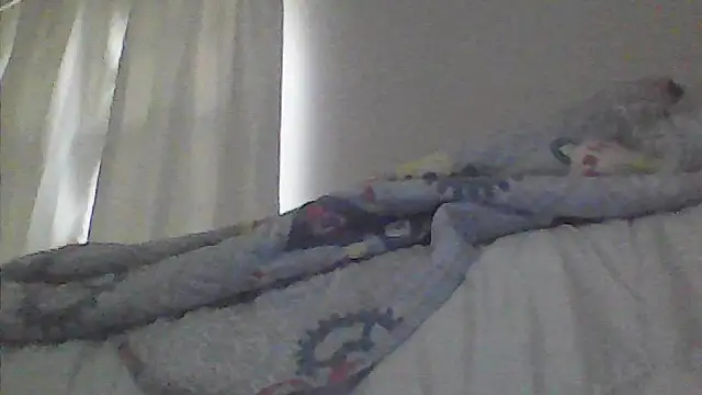 Snapshot of sarahkat86 chatting on 27, 4, 2026 sarahkat86 online show from 27, 4, 2026