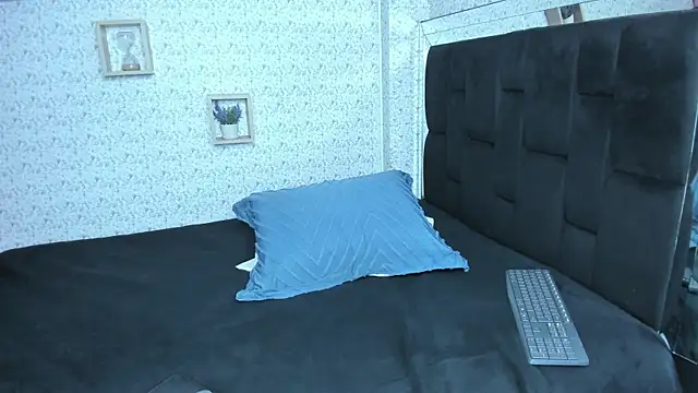 lisa logan online show from 8, 11, 2025