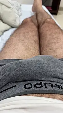 Snapshot of XUCRUTES42 chatting on 4, 12, 2025 XUCRUTES42 online show from 4, 12, 2025