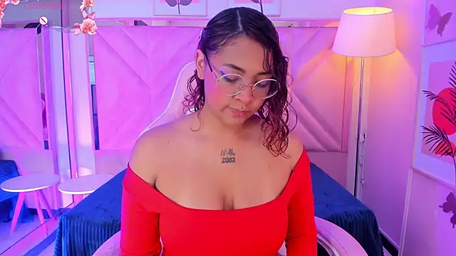 Snapshot of Olivejoness chatting on 20, 12, 2025 Olivejoness online show from 20, 12, 2025