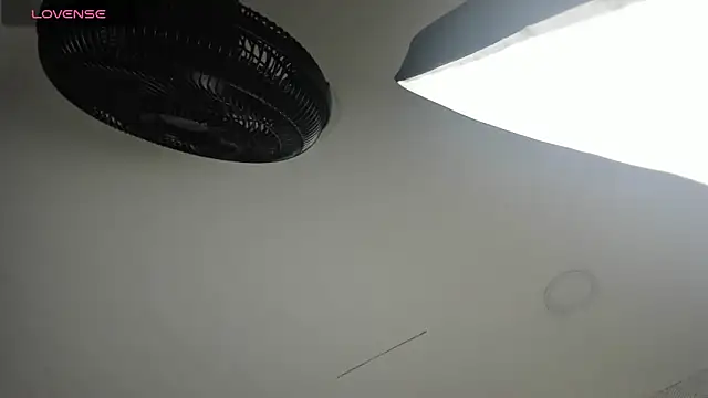 sweet  vanessa1 online show from 30, 10, 2025