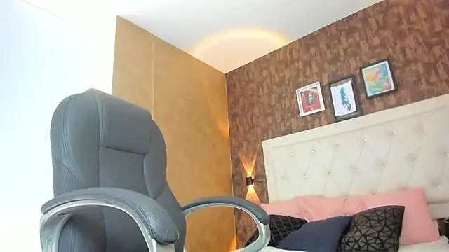 sweet  vanessa1 online show from 10, 3, 2026