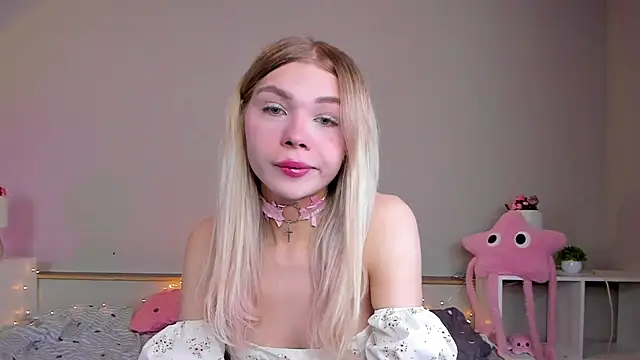 Blondy Fina online show from 22, 3, 2026