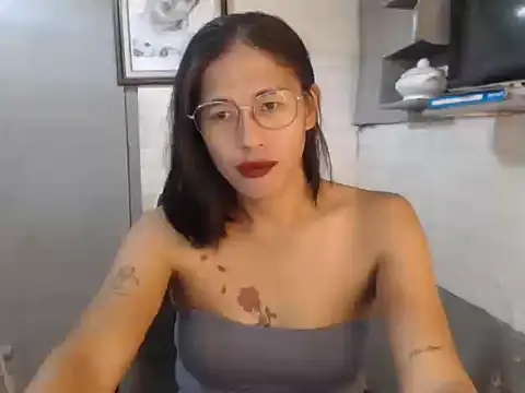 Snapshot of yourbabygurlxx chatting on 24, 11, 2025 yourbabygurlxx online show from 24, 11, 2025