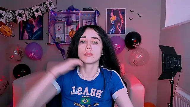 riley sanders online show from 24, 10, 2025