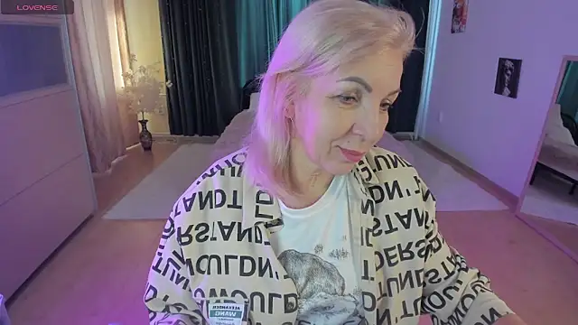 LiliaMoons online show from 23, 2, 2026