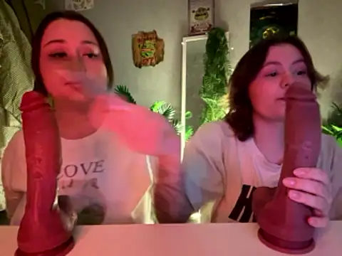 MoonIvy  online show from 10, 1, 2026