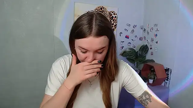 JuliaTopp  online show from 4, 3, 2026