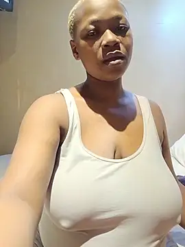 Snapshot of missboobiesSA chatting on 10, 6, 2026 missboobiesSA online show from 10, 6, 2026