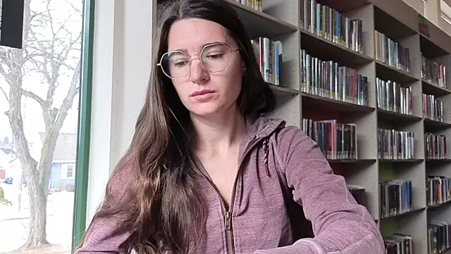 Snapshot of bambifarrina chatting on 10, 2, 2026 bambifarrina online show from 10, 2, 2026