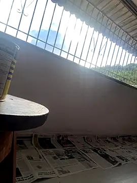 Snapshot of Isis_Duvall chatting on 4, 11, 2025 Isis Duvall online show from 4, 11, 2025